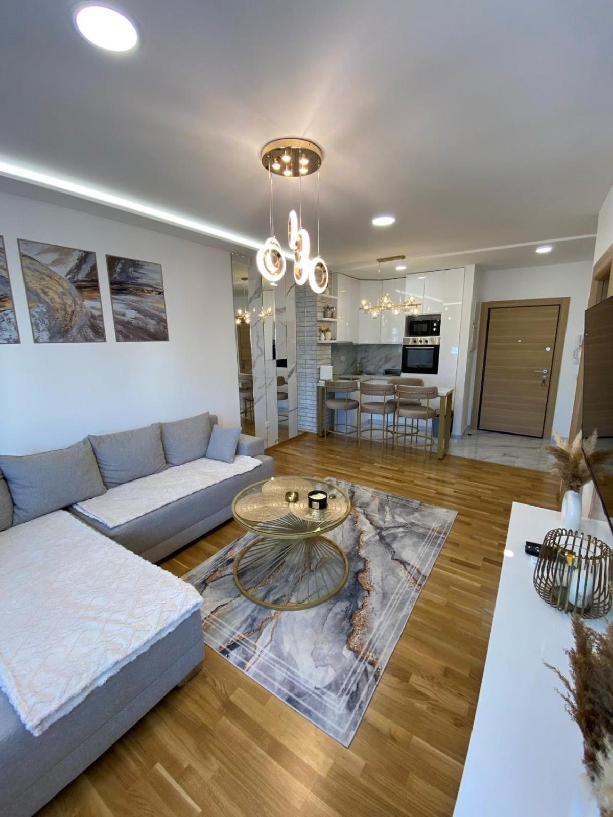 Sof Lux Apartment